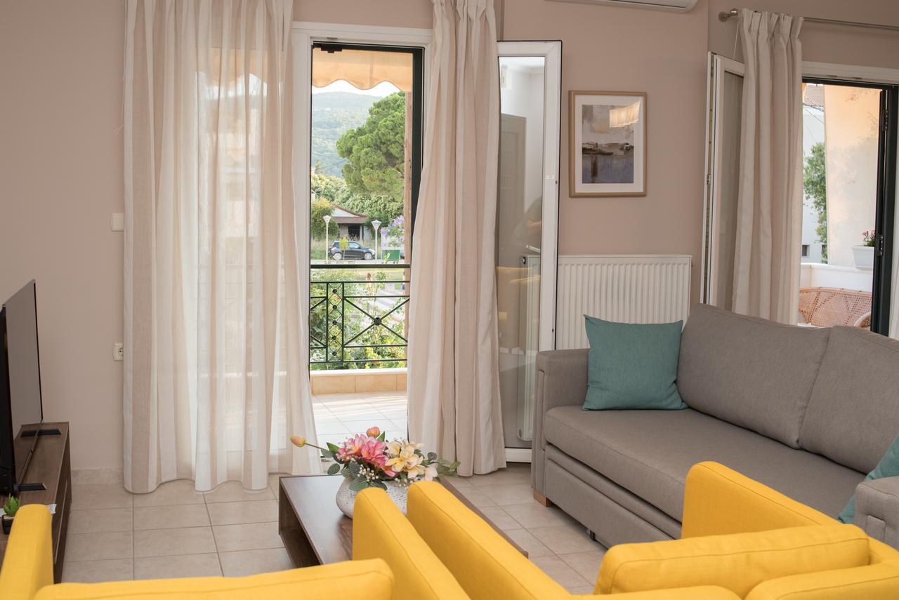 Mary'S House Apartment Lefkada City Bagian luar foto